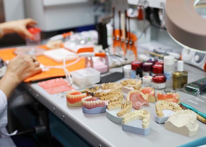 reparation protheses Faites réparer votre prothèse dentaire par un professionnel